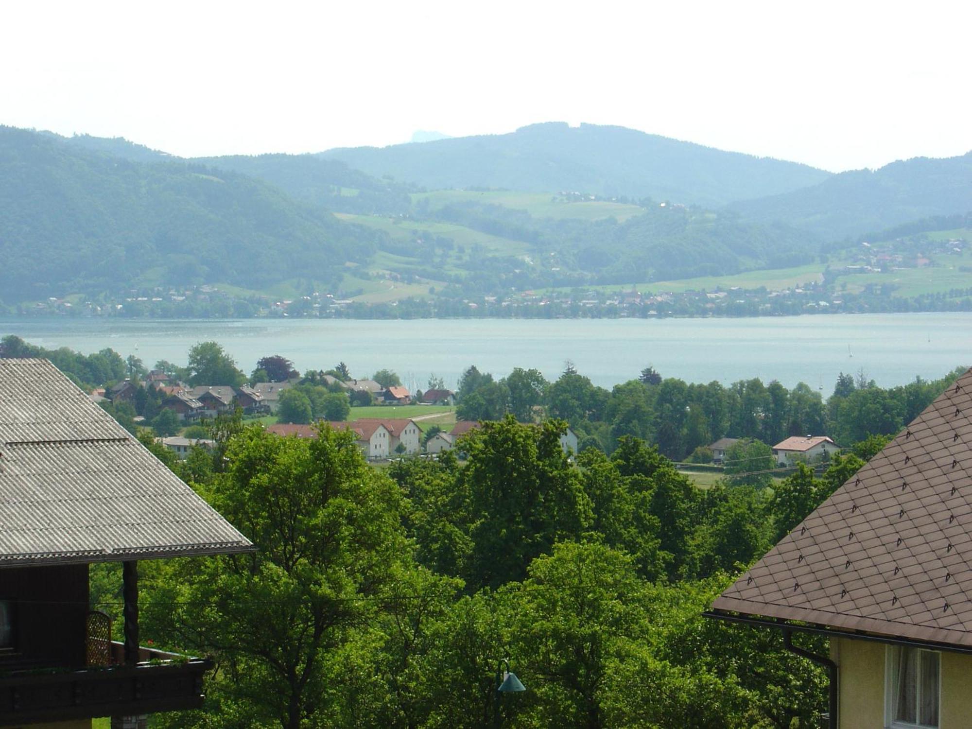 Haus Gruber Hotell Attersee Exteriör bild