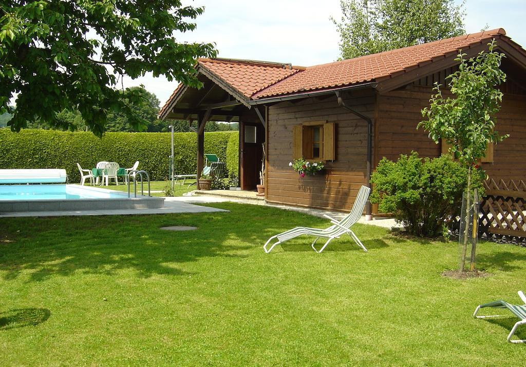 Haus Gruber Hotell Attersee Exteriör bild