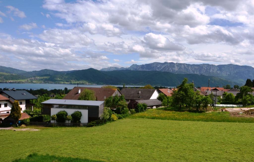 Haus Gruber Hotell Attersee Exteriör bild